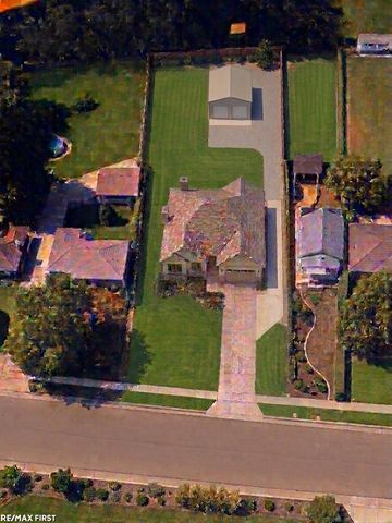 29717 Greater Mack Street, Saint Clair Shores, MI 48082