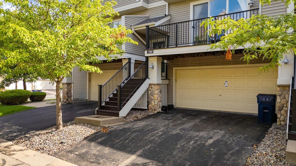 7509 Parkridge Way, Savage, MN 55378 — photo 2