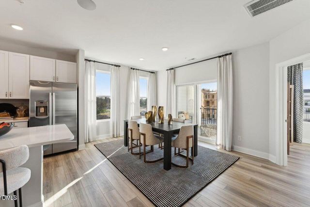 905 Ball Field Alley 302, Cary, NC 27511