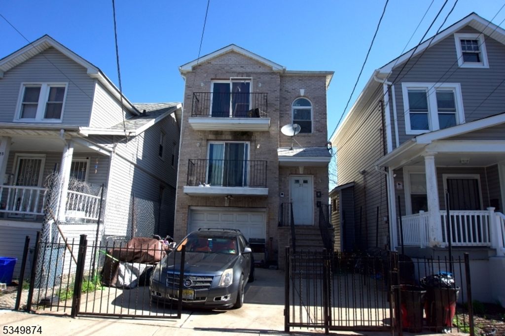 23 Edwin Pl, Newark City, NJ 07112
