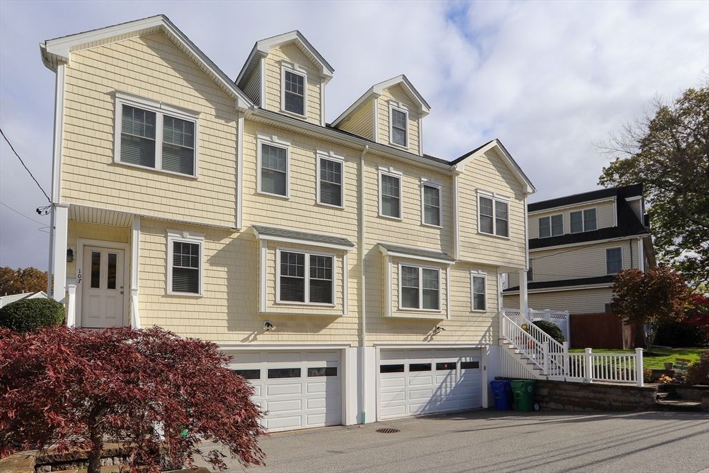 105-107 North St 105, Newton, MA 02460