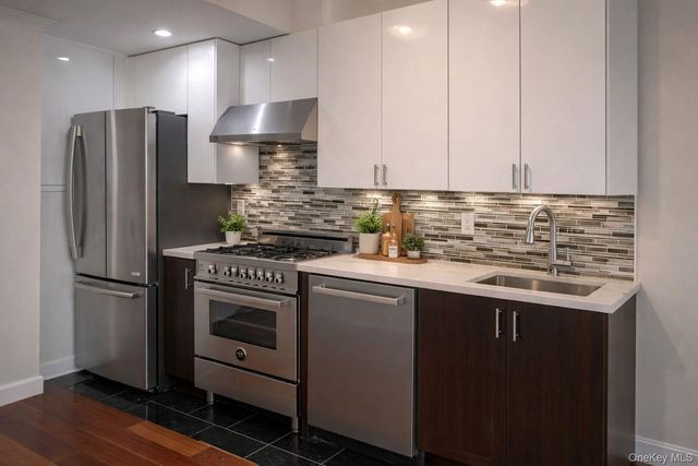 142-38 37th Avenue 6A, Flushing, NY 11354