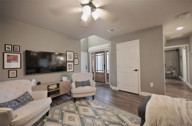 441 Cozy Cove Court, Chico, TX 76431