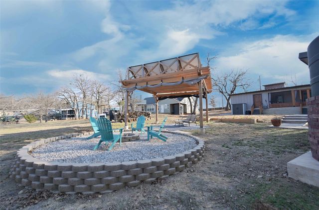 441 Cozy Cove Court, Chico, TX 76431