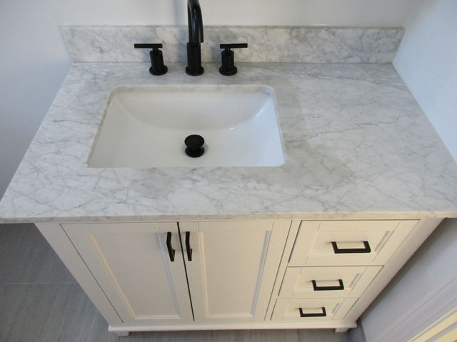 1134 W 104th Street, Chicago, IL 60643