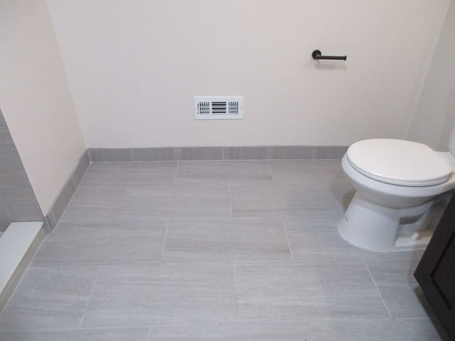 1134 W 104th Street, Chicago, IL 60643