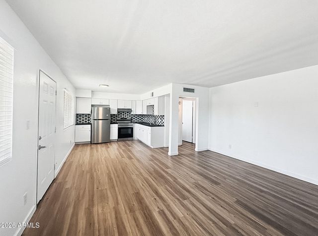 1808 N 31ST Street 08, Phoenix, AZ 85008