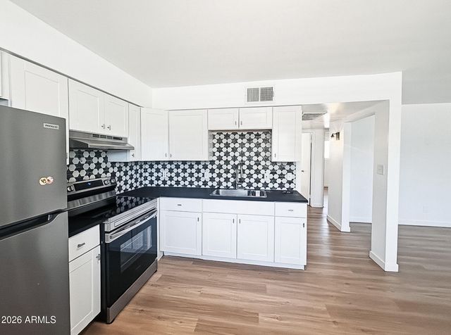 1808 N 31ST Street 08, Phoenix, AZ 85008