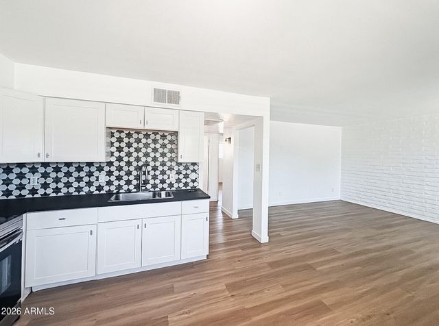 1808 N 31ST Street 08, Phoenix, AZ 85008