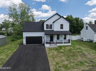 3 Dorchester Drive, Stillwater, NY 12170