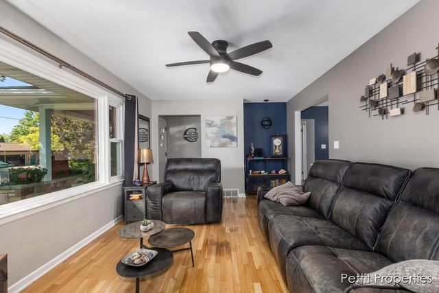 3700 Omaha Street, Grandville, MI 49418