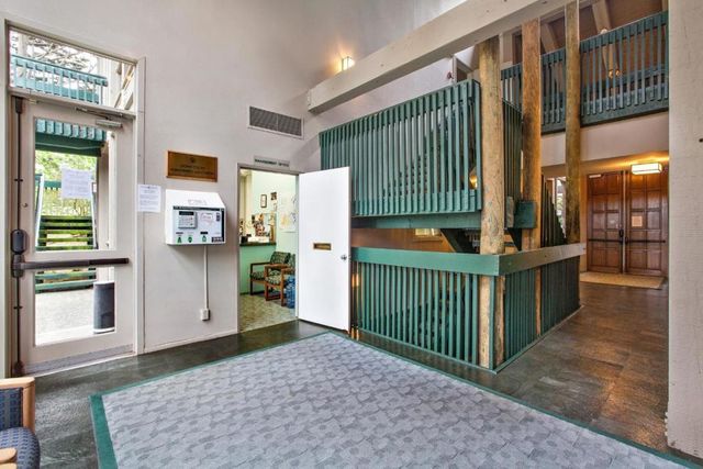 359 Half Moon Lane 113, Daly City, CA 94015