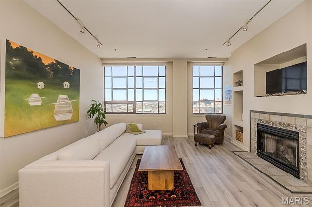 400 S 14th Street 1218, St Louis, MO 63103