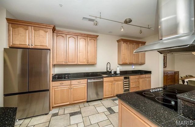 400 S 14th Street 1218, St Louis, MO 63103