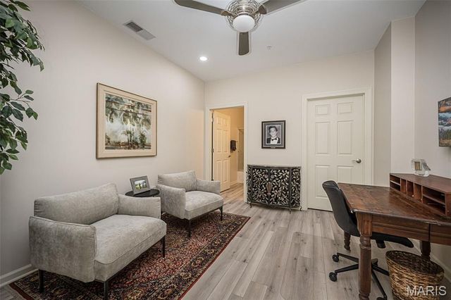 400 S 14th Street 1218, St Louis, MO 63103