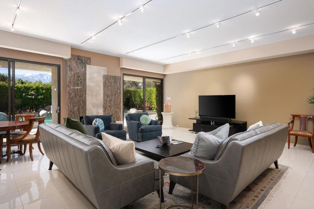 52 Princeton Drive, Rancho Mirage, CA 92270