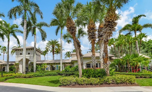 9722 Napoli Woods Lane, Delray Beach, FL 33446