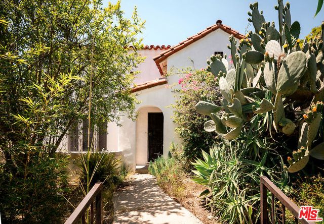 733 N Sierra Bonita Avenue, Los Angeles, CA 90046