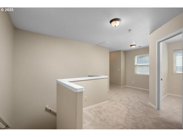 1112 Se ALIKA Ave, Hillsboro, OR 97123