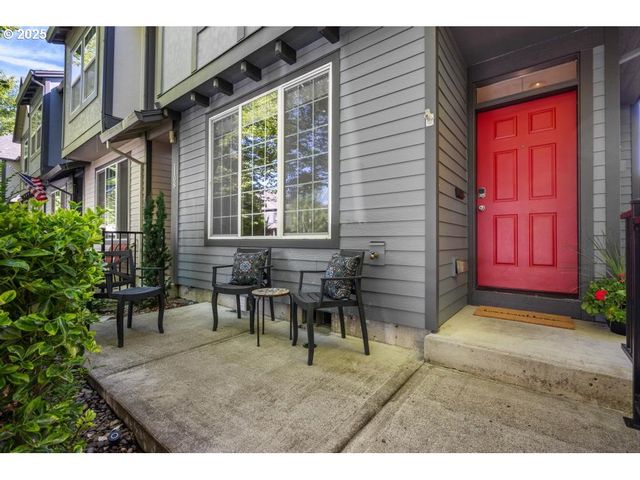 1112 Se ALIKA Ave, Hillsboro, OR 97123