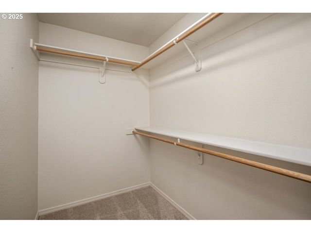 1112 Se ALIKA Ave, Hillsboro, OR 97123