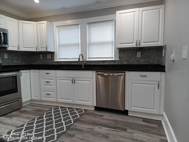 504 4TH AVENUE E, Bradenton, FL 34208