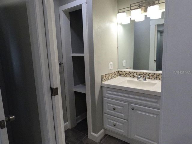 504 4TH AVENUE E, Bradenton, FL 34208