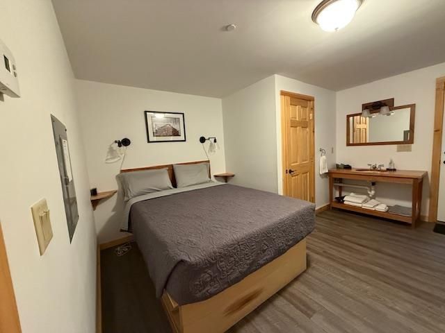 136 Vermont Route 100, Dover, VT 05356