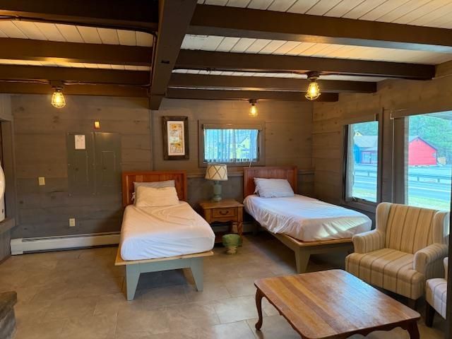 136 Vermont Route 100, Dover, VT 05356