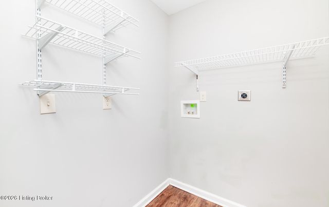 11516 Bellewood Garden Ct, Louisville, KY 40223