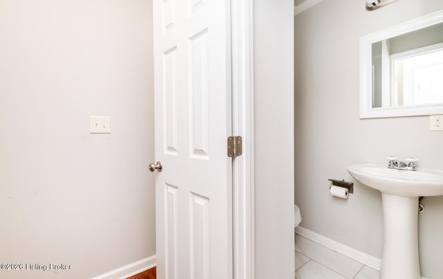 11516 Bellewood Garden Ct, Louisville, KY 40223