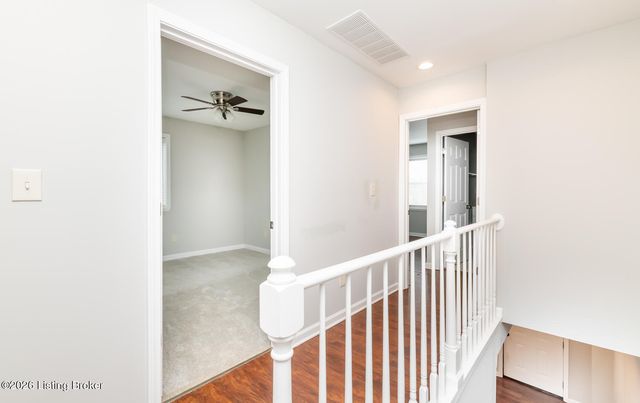 11516 Bellewood Garden Ct, Louisville, KY 40223