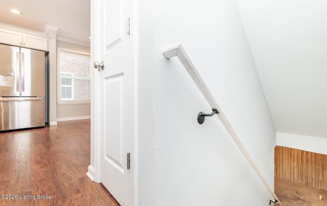 11516 Bellewood Garden Ct, Louisville, KY 40223