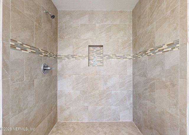 7118 PLYMOUTH GROVE Court, Jacksonville, FL 32220