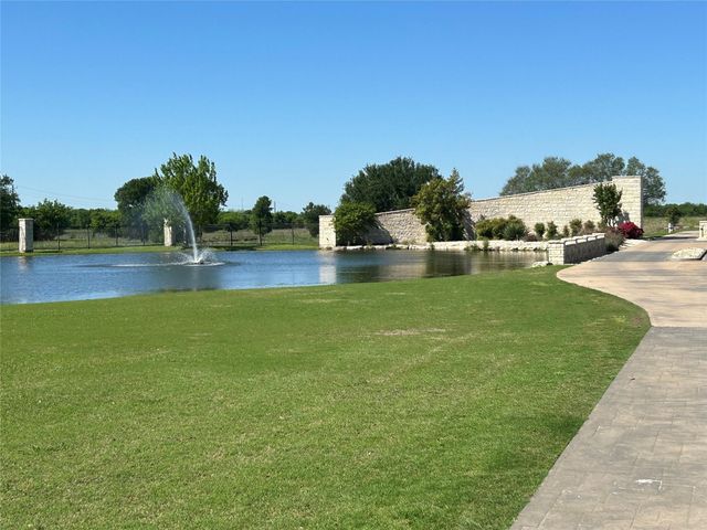 31041 Doe Run Ct, Whitney, TX 76692