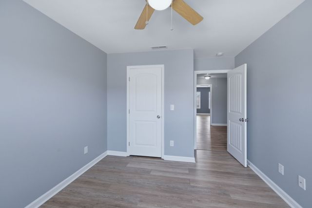 1300 Villa Cir, Lebanon, TN 37090