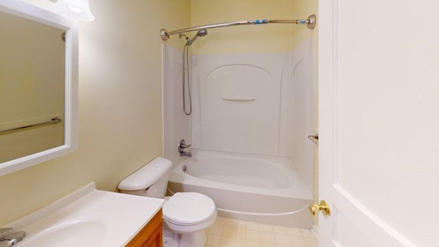 1320 East Pea Ridge Road, Huntington, WV 25705