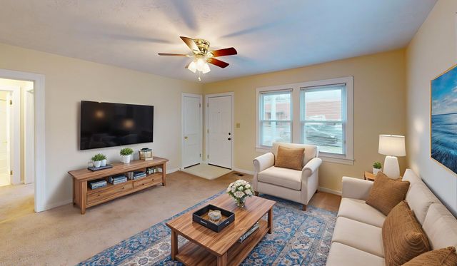 1320 East Pea Ridge Road, Huntington, WV 25705