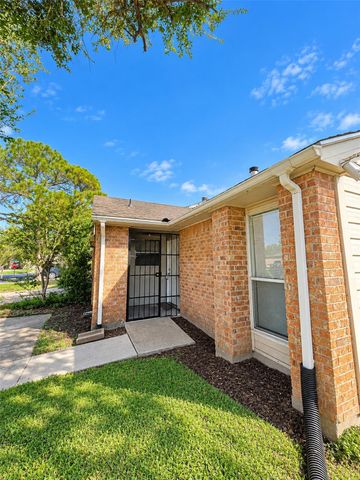 5409 Ridge Wind Lane, Houston, TX 77053