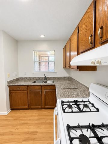 5409 Ridge Wind Lane, Houston, TX 77053