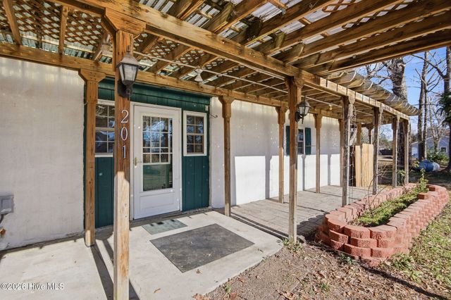 201 N Wilmington Street, Richlands, NC 28574