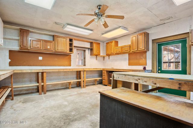 201 N Wilmington Street, Richlands, NC 28574