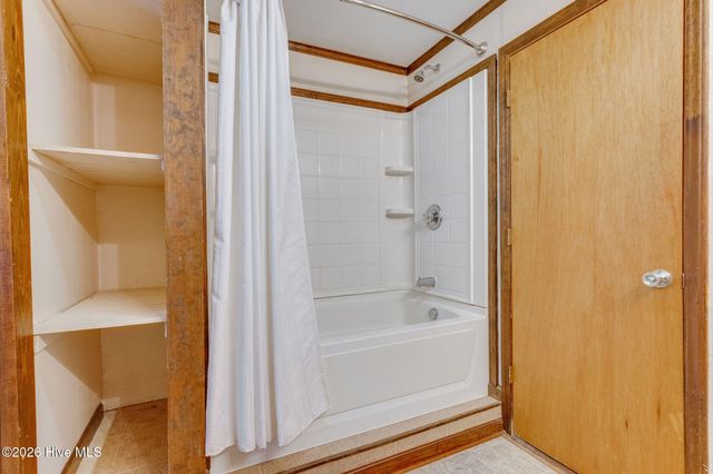 201 N Wilmington Street, Richlands, NC 28574