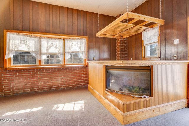 201 N Wilmington Street, Richlands, NC 28574