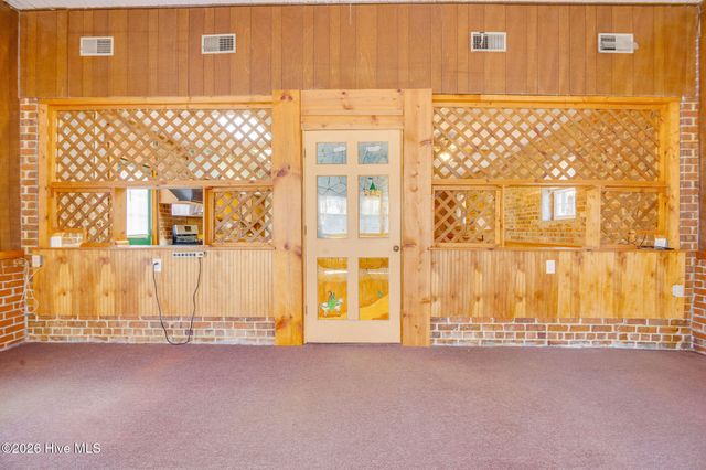 201 N Wilmington Street, Richlands, NC 28574