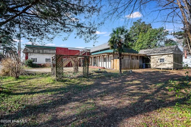 201 N Wilmington Street, Richlands, NC 28574