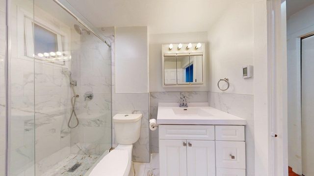 72-74 Chelsea St 9, Boston, MA 02128