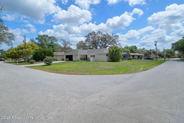2314 Danforth Road, Spring Hill, FL 34608