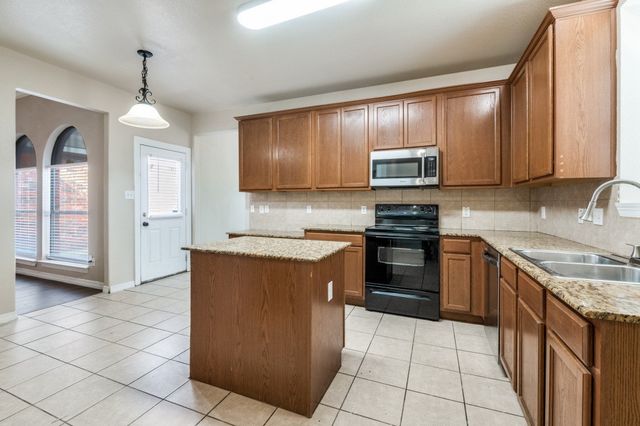 7729 Oak Garden Trail, Dallas, TX 75232