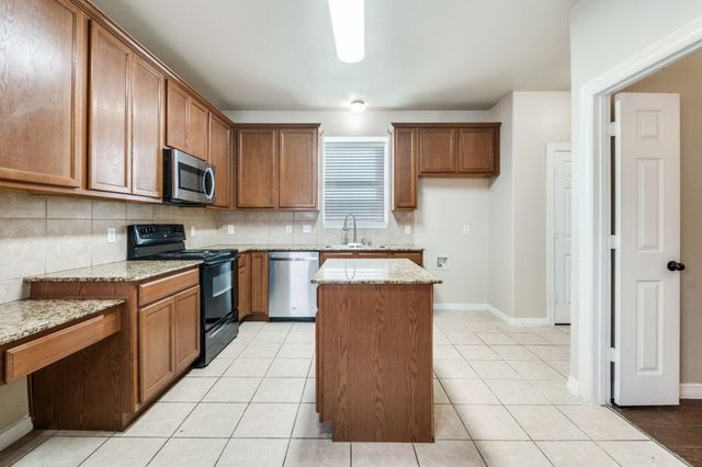 7729 Oak Garden Trail, Dallas, TX 75232